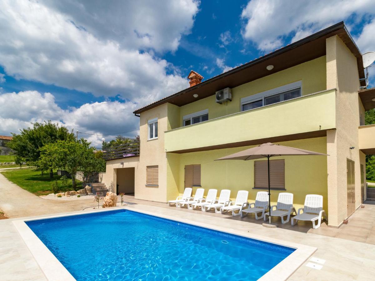Holiday Home Larisa - Ipc141 By Interhome Pićan Dış mekan fotoğraf