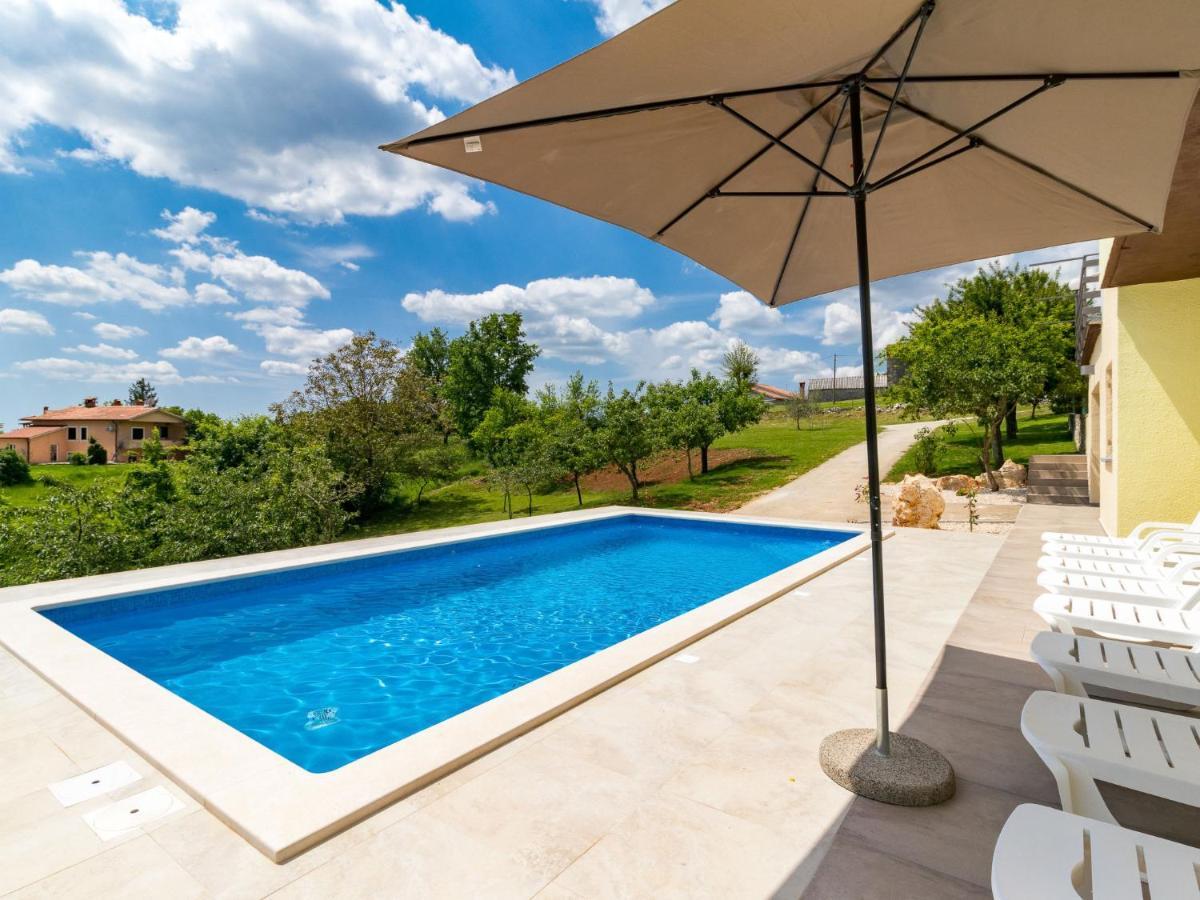Holiday Home Larisa - Ipc141 By Interhome Pićan Dış mekan fotoğraf