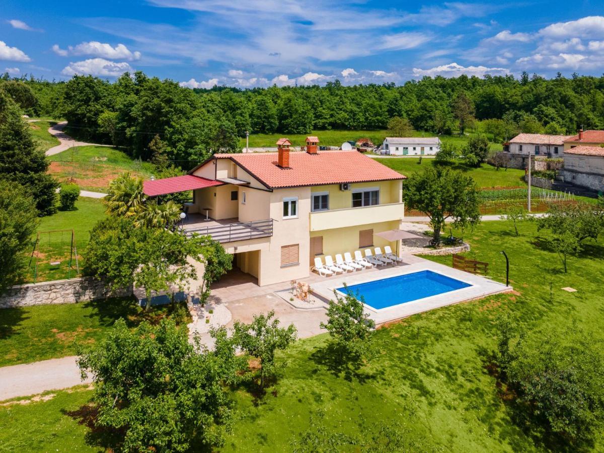 Holiday Home Larisa - Ipc141 By Interhome Pićan Dış mekan fotoğraf